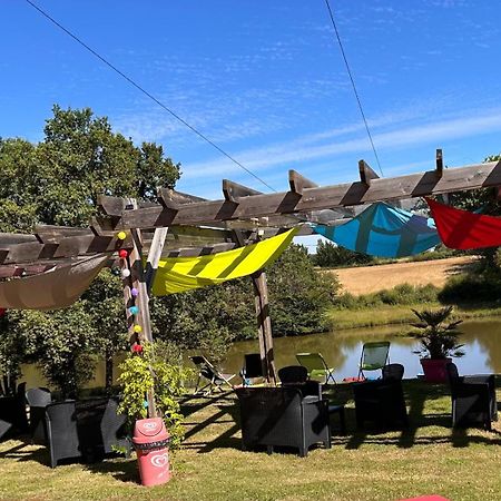 Camping Les Petites Minaudieres Coussay-les-Bois Exterior foto