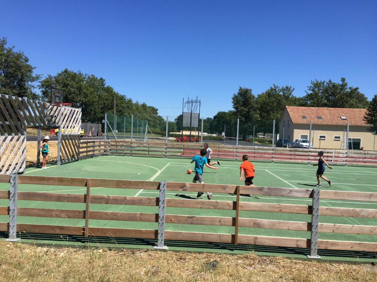 Camping Les Petites Minaudieres Coussay-les-Bois Exterior foto