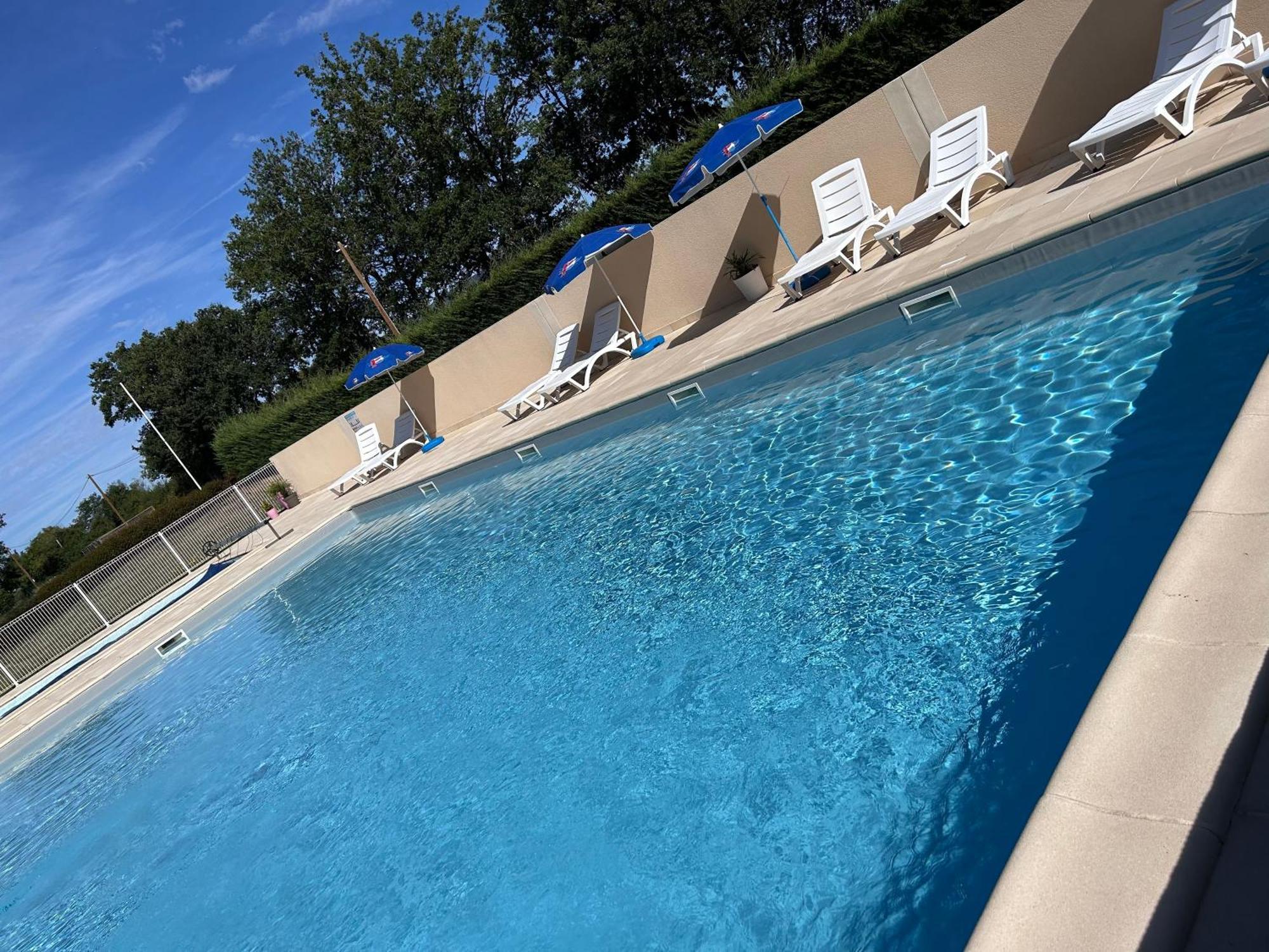 Camping Les Petites Minaudieres Coussay-les-Bois Exterior foto