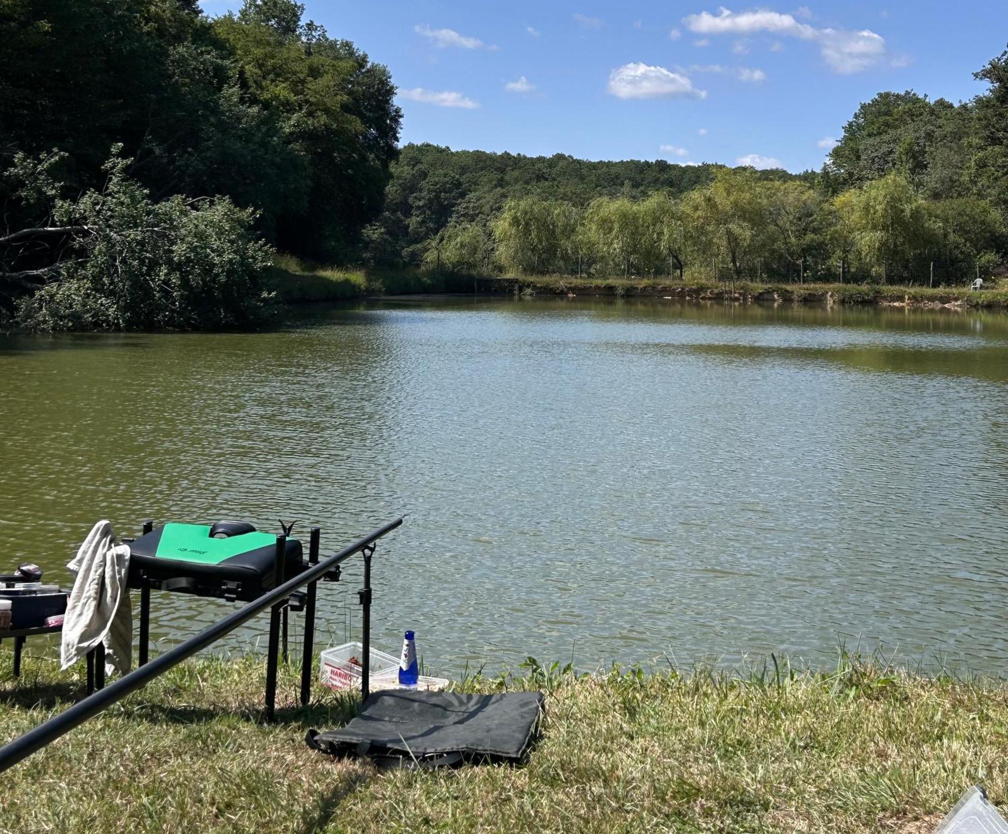 Camping Les Petites Minaudieres Coussay-les-Bois Exterior foto