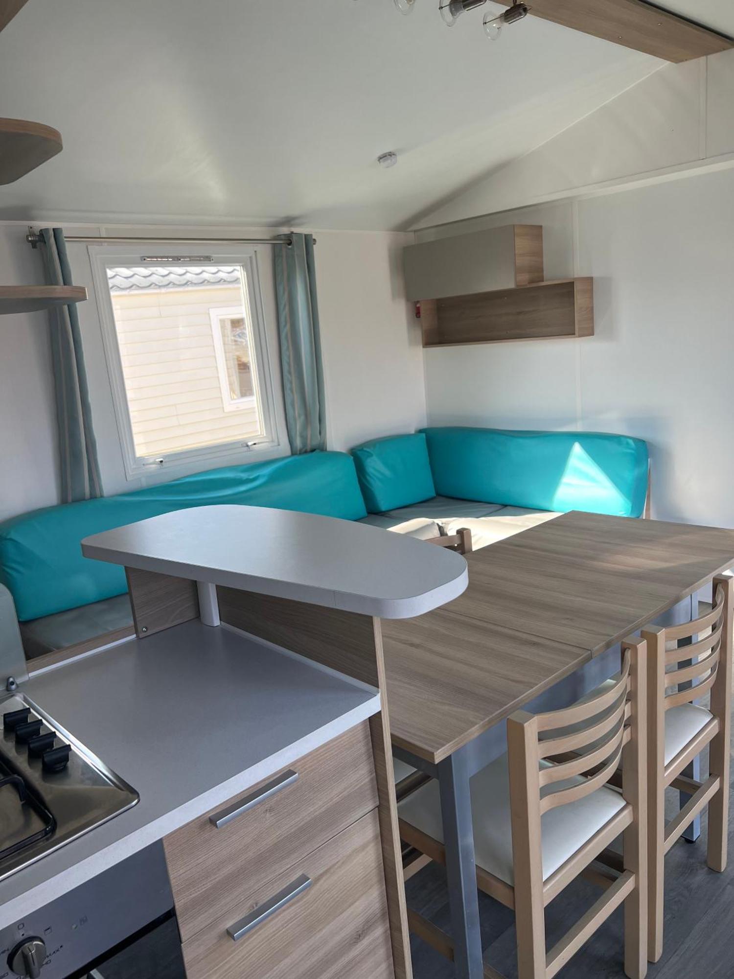 Camping Les Petites Minaudieres Coussay-les-Bois Habitación foto