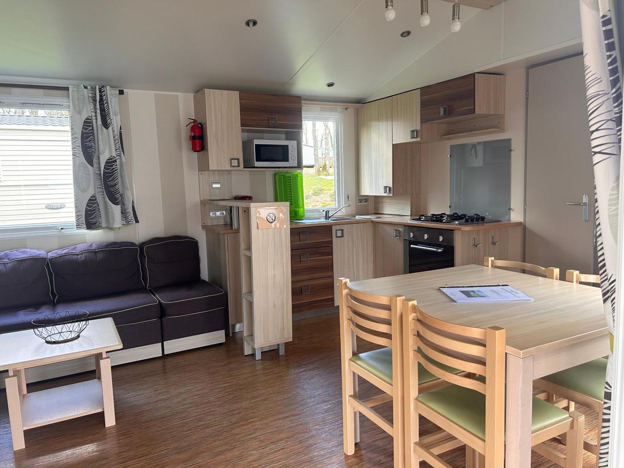 Camping Les Petites Minaudieres Coussay-les-Bois Habitación foto