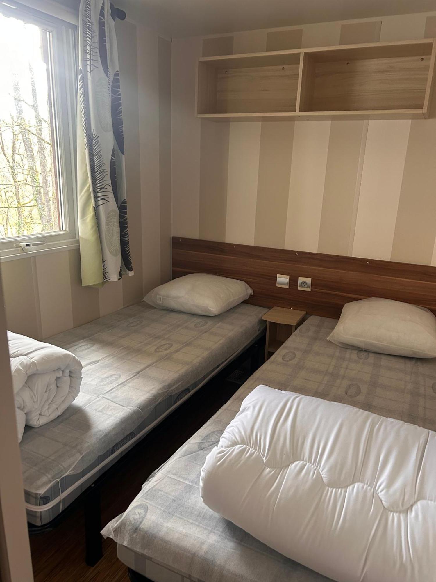 Camping Les Petites Minaudieres Coussay-les-Bois Habitación foto